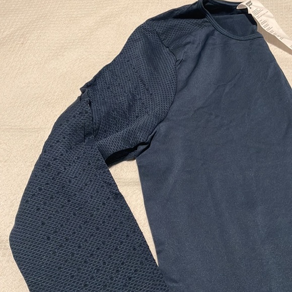 NWT Fabletics Sync Long Sleeve Small Blue - Picture 3 of 3